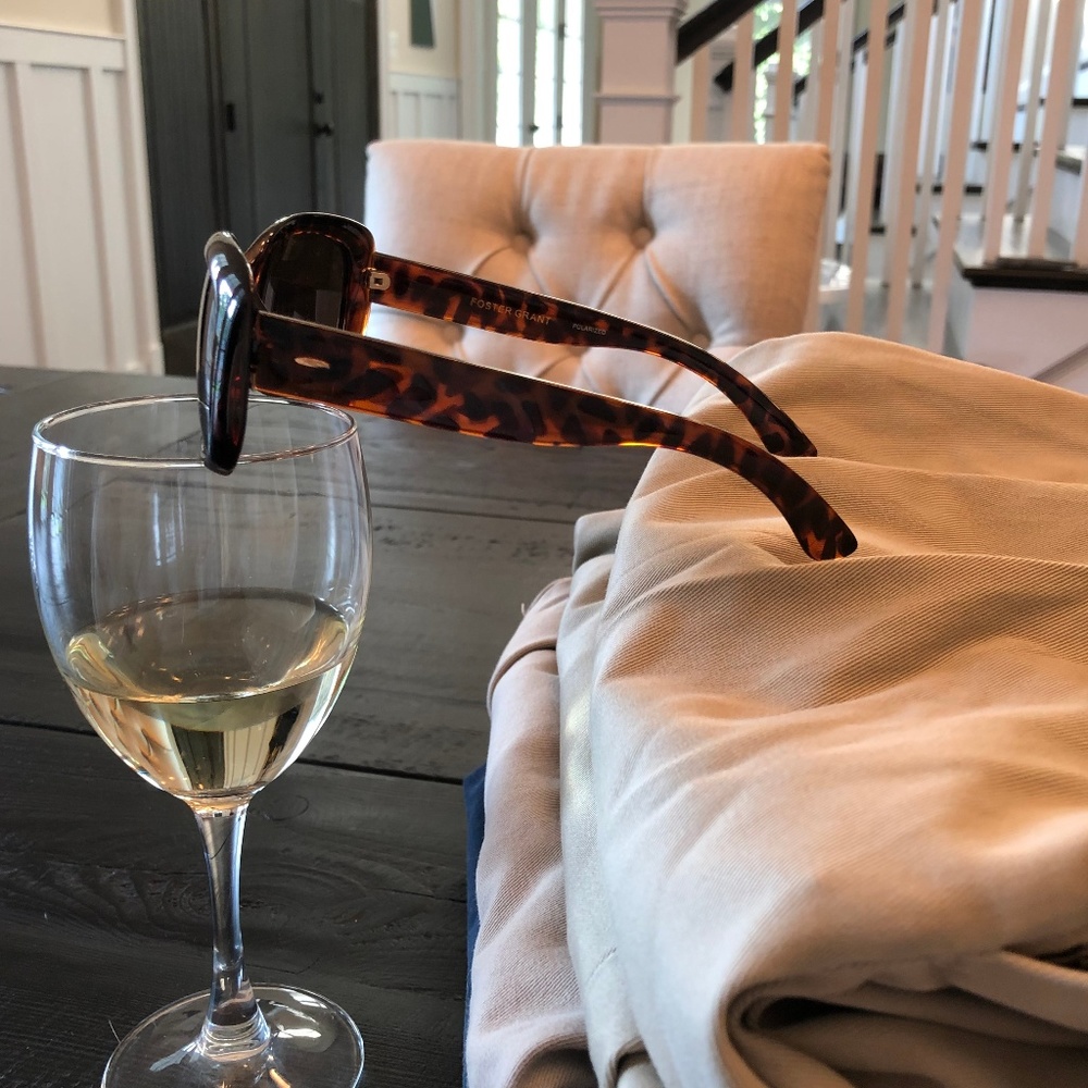 No Name Sunglasses - Stylish Tortoise Shell